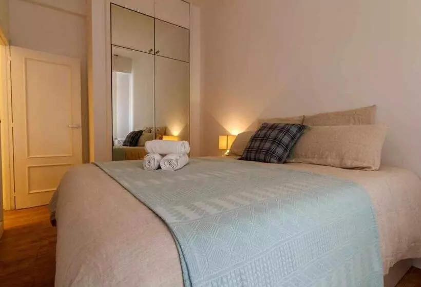 Apartamento Reformado Con Encanto By Theurbanhosts