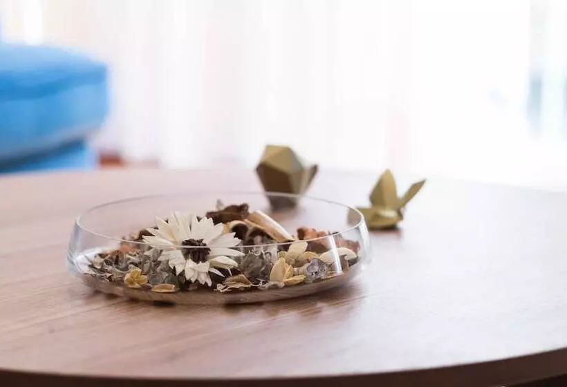 Chic Flat In The Heart Of Athens By Upstreet