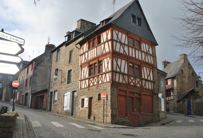 Hostel Du Lapin Blanc