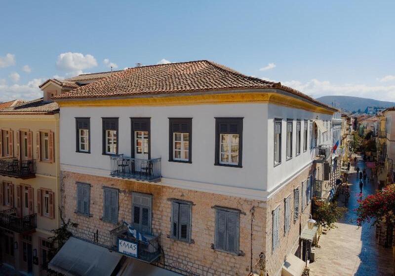 Castellano Hotel & Suites