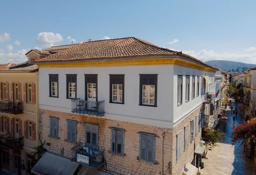 Castellano Hotel & Suites