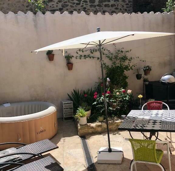 Les Remparts De Lauris Coeur Médiéval Et Patio