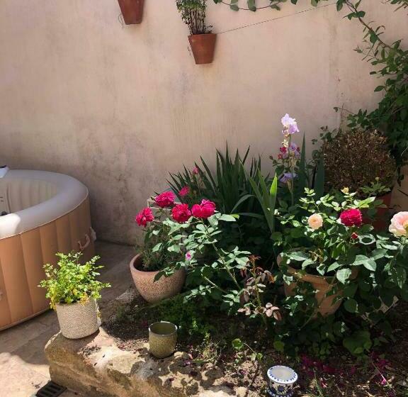 Les Remparts De Lauris Coeur Médiéval Et Patio