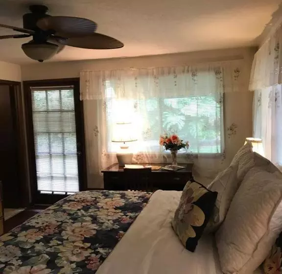 Aamiaismajoitus (B&B) Hale Maluhia Country Inn