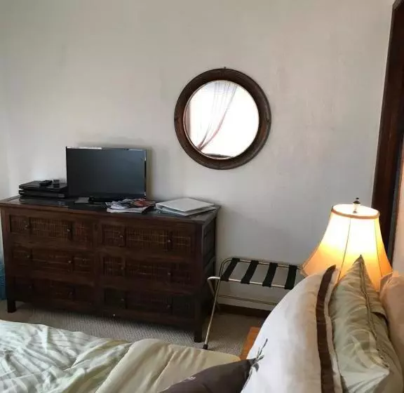 Aamiaismajoitus (B&B) Hale Maluhia Country Inn