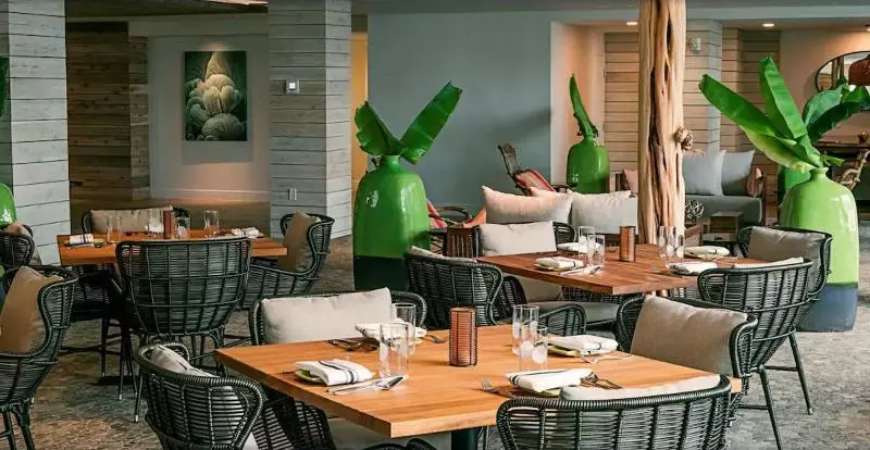 Отель Amara Cay Resort