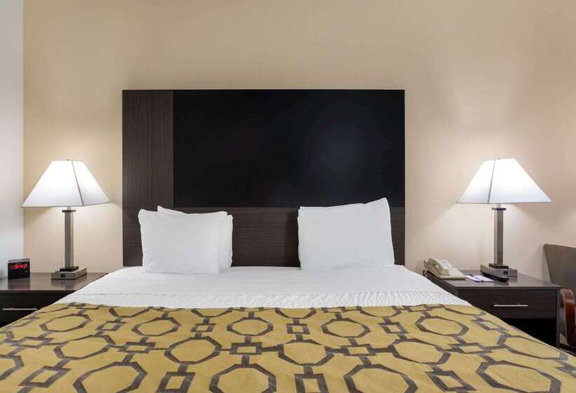 فندق Baymont By Wyndham Tallahassee