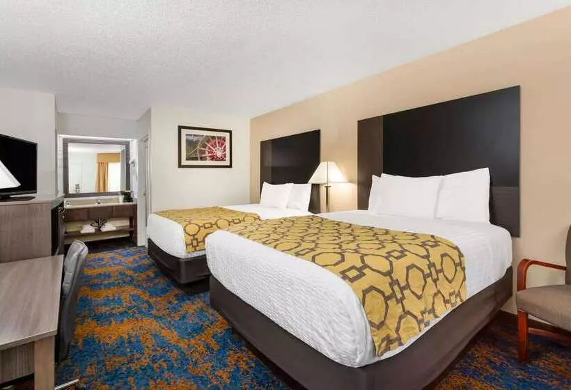 هتل Baymont By Wyndham Tallahassee