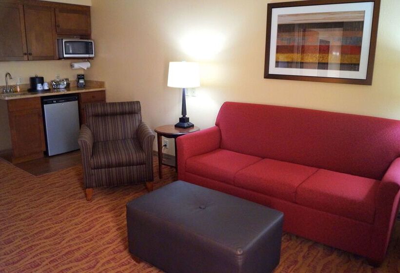 هتل Hampton Inn Altoona