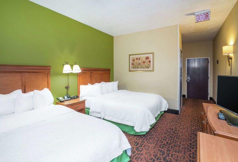 فندق Hampton Inn Bardstown