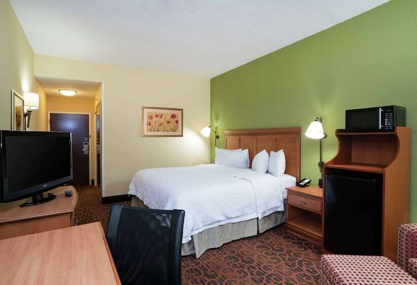 فندق Hampton Inn Bardstown