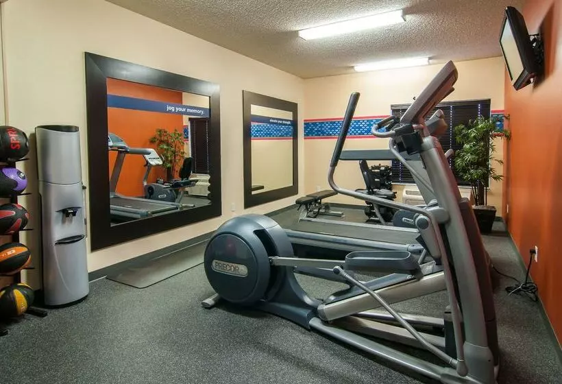 בית מלון כפרי Hampton Inn Boise  Airport