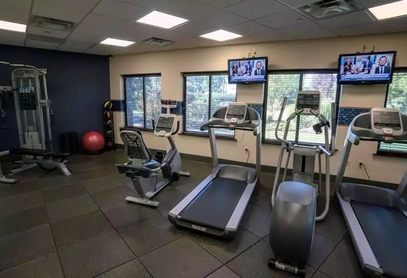 בית מלון כפרי Hampton Inn Carlstadtat The Meadowlands