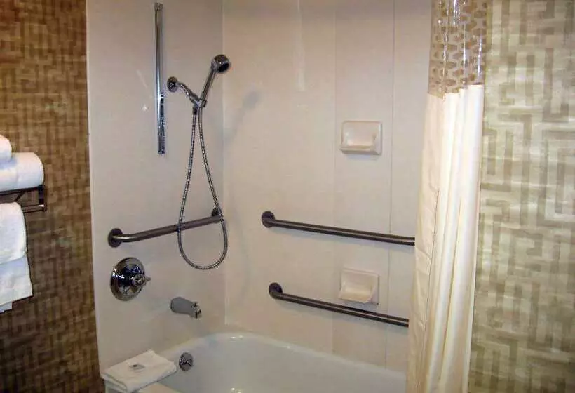 Отель Hampton Inn Cincinnati/kings Island