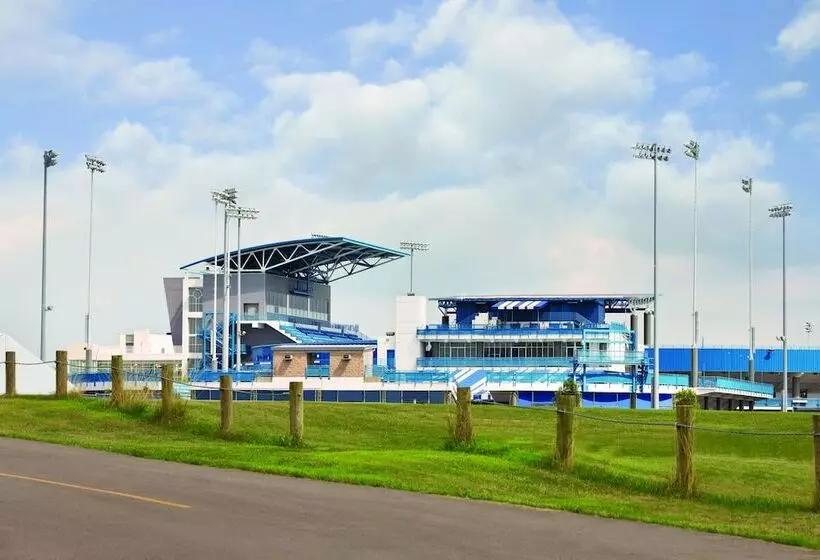 Отель Hampton Inn Cincinnati/kings Island