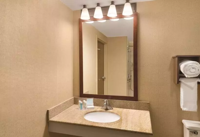 Отель Hampton Inn Cincinnati/kings Island