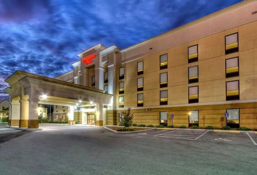 호텔 Hampton Inn Cookeville