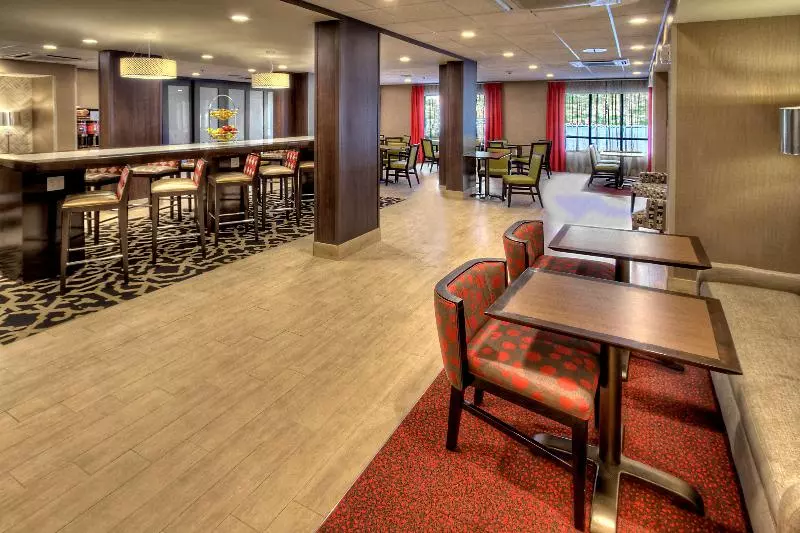 호텔 Hampton Inn Cookeville