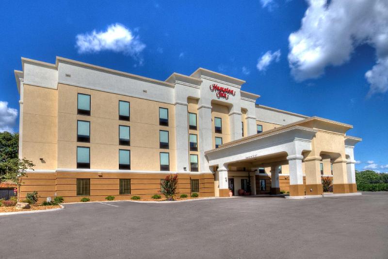 בית מלון כפרי Hampton Inn Cookeville