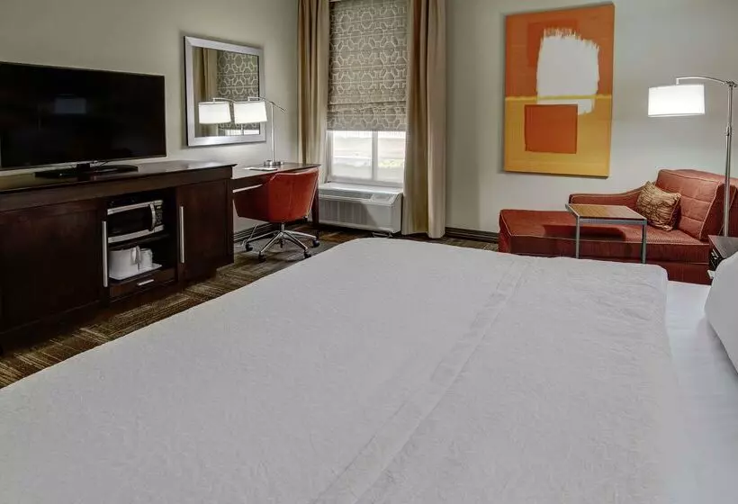 Отель Hampton Inn Corinth