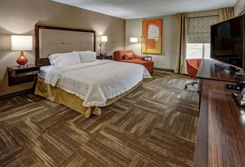 Отель Hampton Inn Corinth