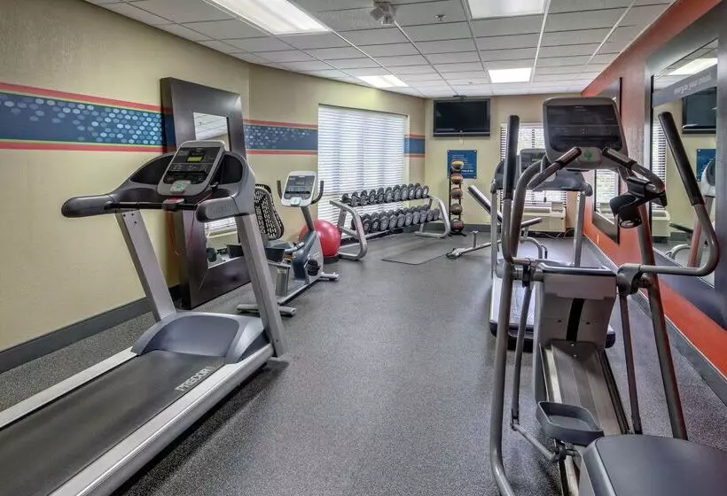 Отель Hampton Inn Corinth