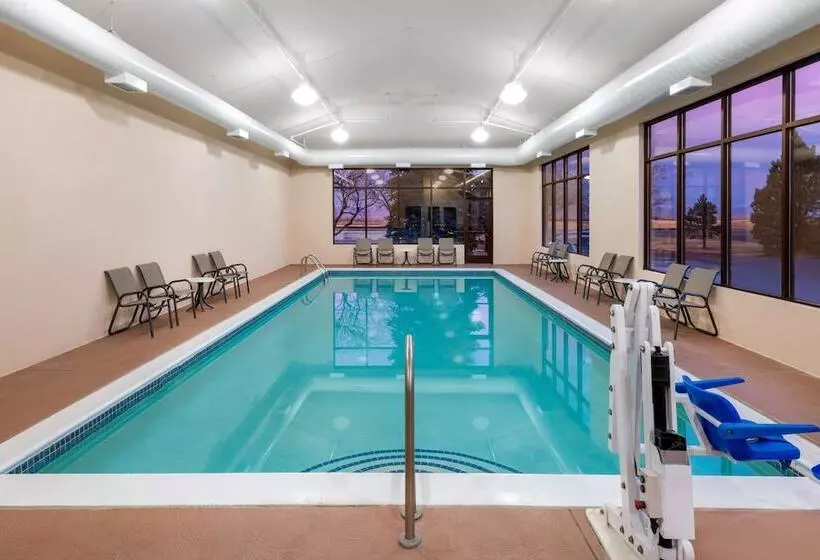 酒店 Hampton Inn Denverinternational Airport