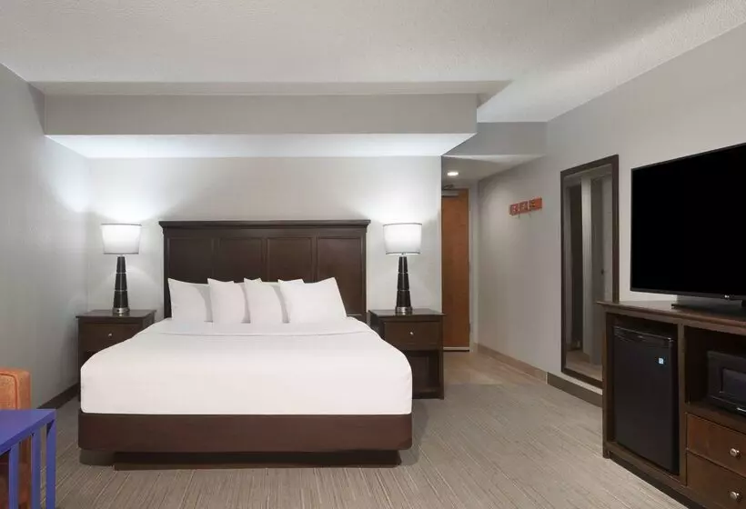 Отель Hampton Inn Evansville