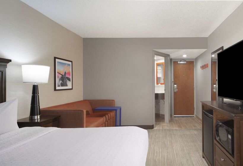 هتل Hampton Inn Evansville
