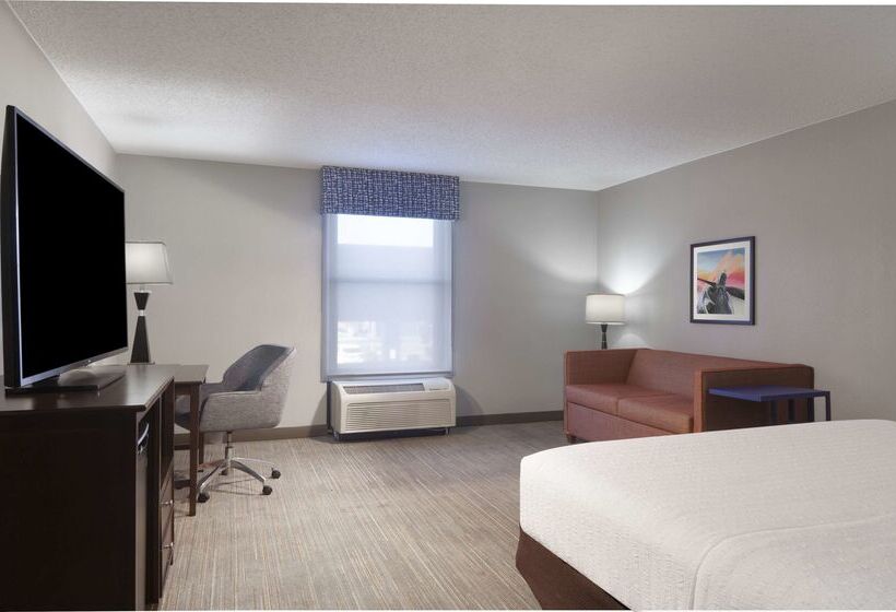 هتل Hampton Inn Evansville