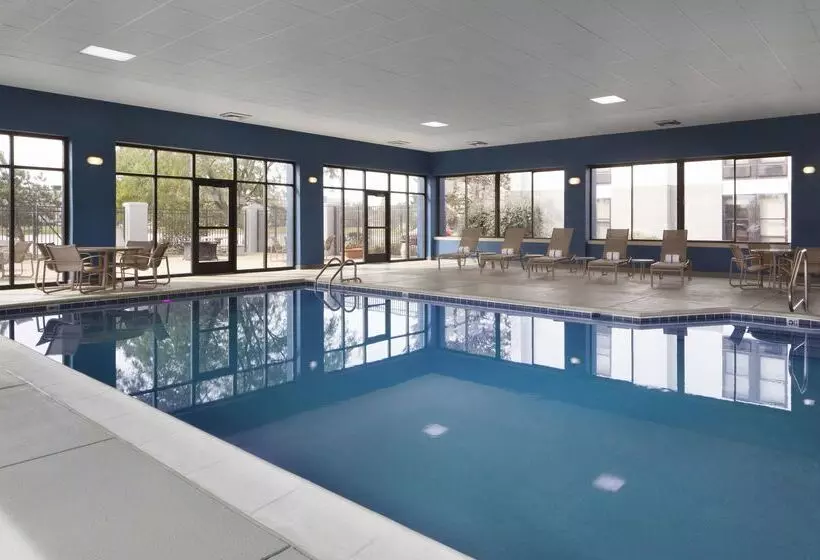 Отель Hampton Inn Evansville