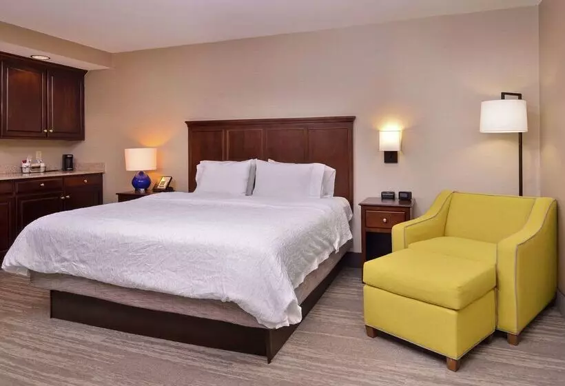 ホテル Hampton Inn Florence Midtown Near University Of North Alabama