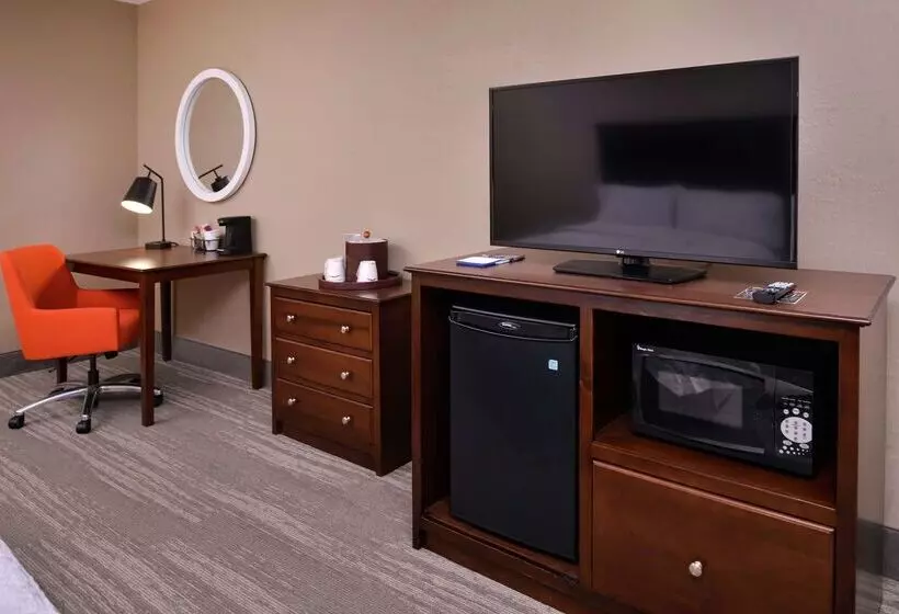 ホテル Hampton Inn Florence Midtown Near University Of North Alabama