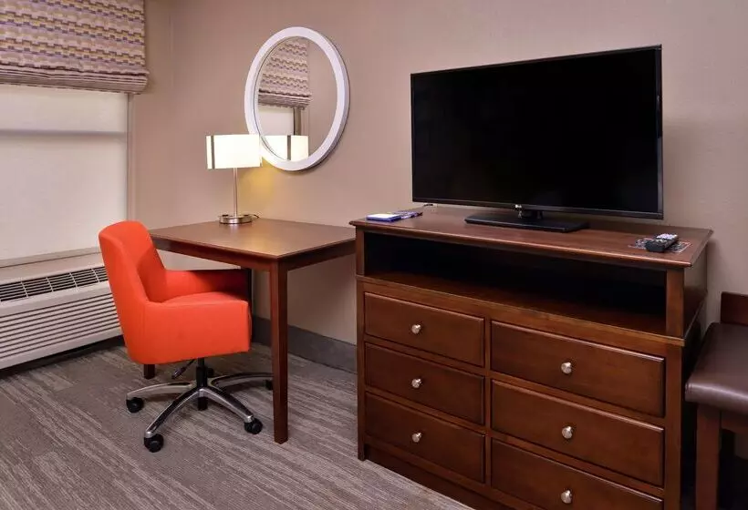 ホテル Hampton Inn Florence Midtown Near University Of North Alabama
