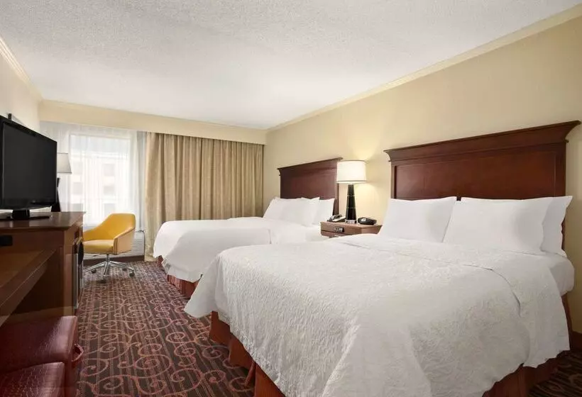 Отель Hampton Inn Forrest City