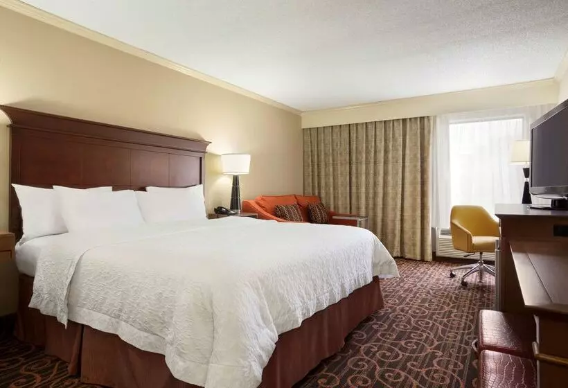 Отель Hampton Inn Forrest City