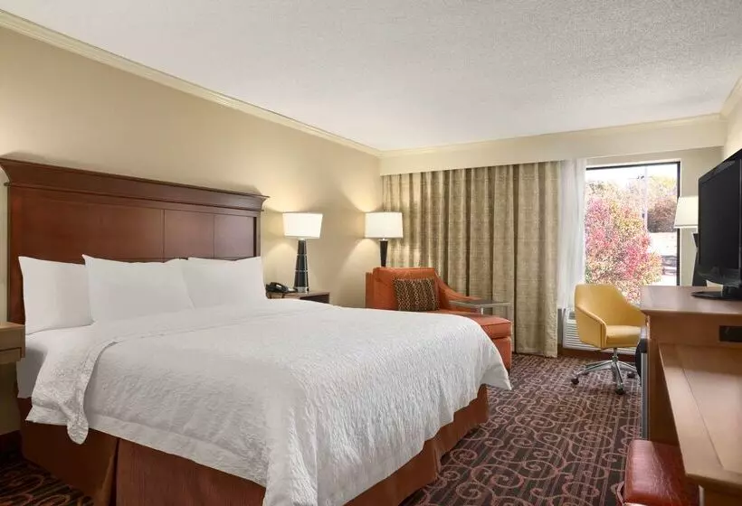 Отель Hampton Inn Forrest City