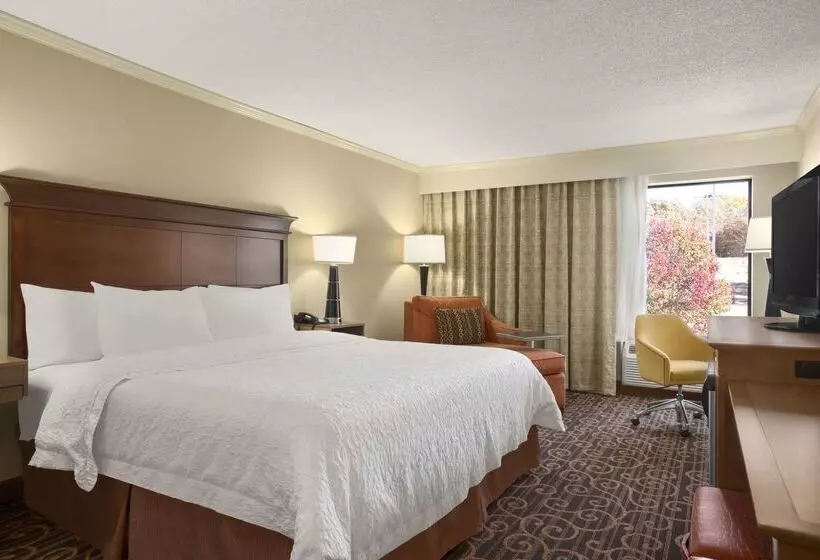 Отель Hampton Inn Forrest City