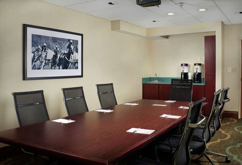 Отель Hampton Inn Franklin