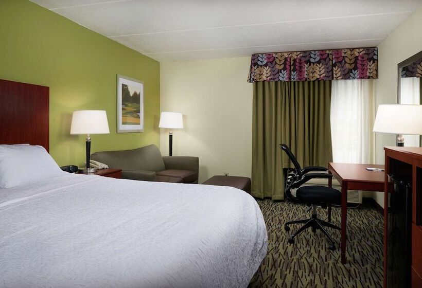Отель Hampton Inn Franklin
