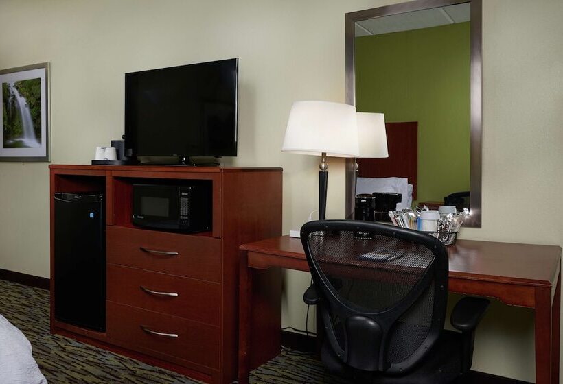 Отель Hampton Inn Franklin