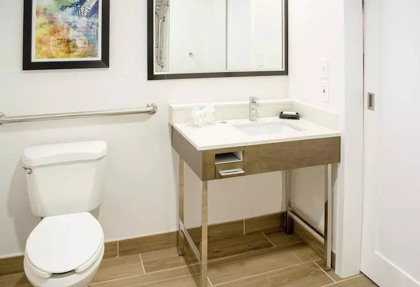 هتل Hampton Inn Houston I 10w Energy Corridor