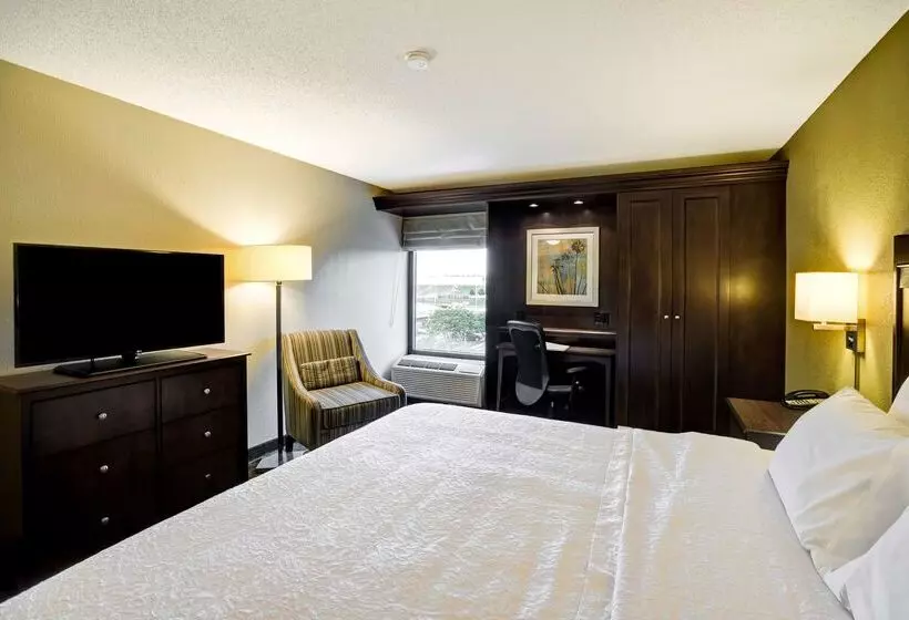 酒店 Hampton Inn Knoxvilleairport