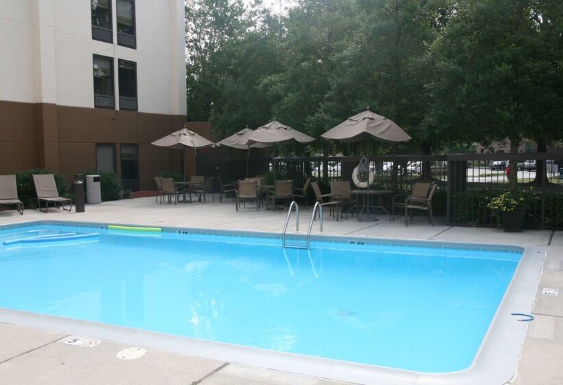 호텔 Hampton Inn Knoxvilleairport