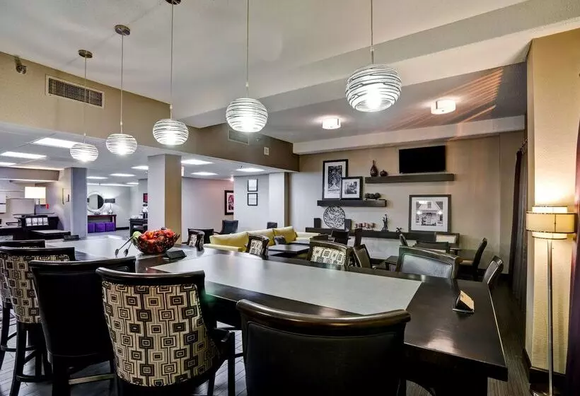 בית מלון כפרי Hampton Inn Knoxvilleairport