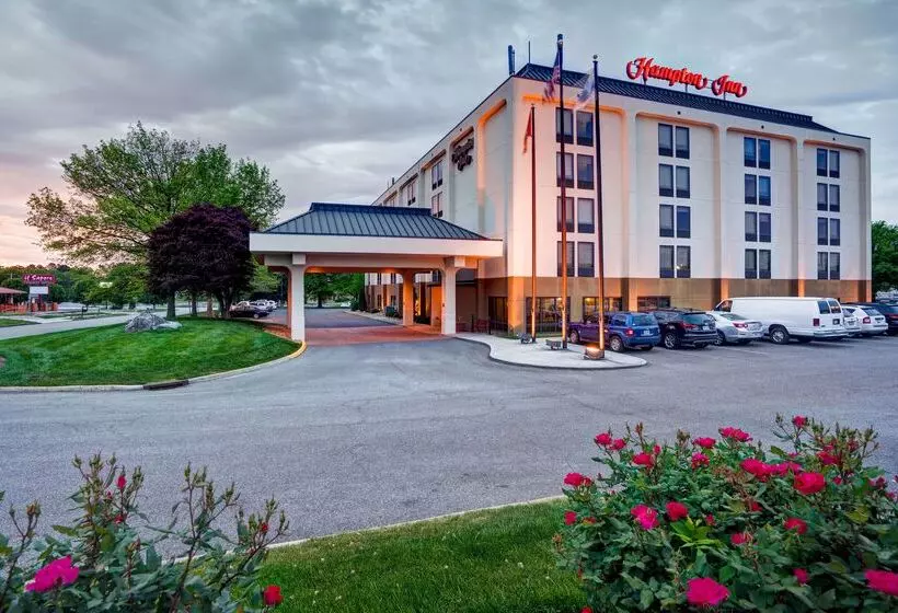 هتل Hampton Inn Knoxvilleairport