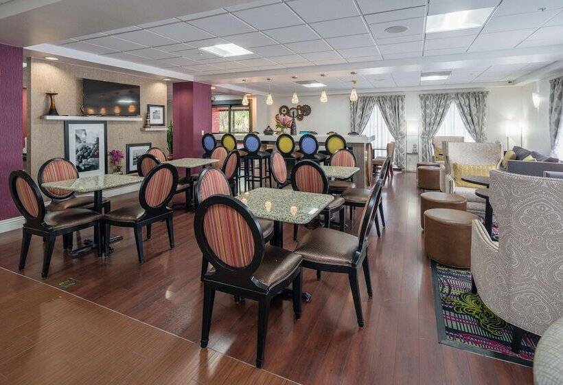 호텔 Hampton Inn Livermore