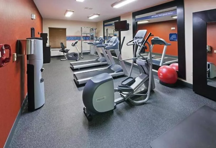 בית מלון כפרי Hampton Inn Manhattan