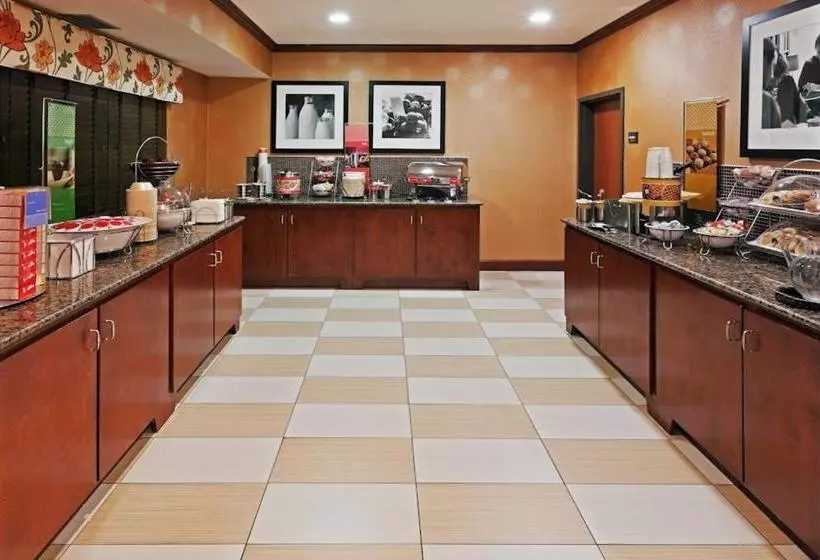 בית מלון כפרי Hampton Inn Manhattan