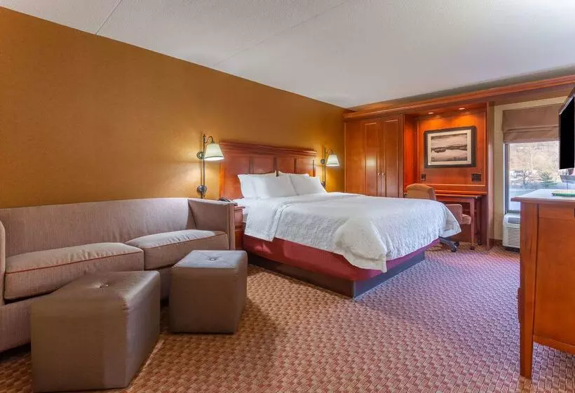 Отель Hampton Inn Peoriaeast At The River Boat Crossing